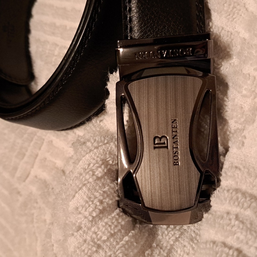 NWOT.  Bostanten Black Belt. 46 inches in length
